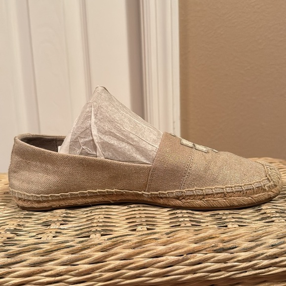 Tory Burch Weston Flat Espadrilles in Natural Linen, Size 7 - Picture 8 of 12